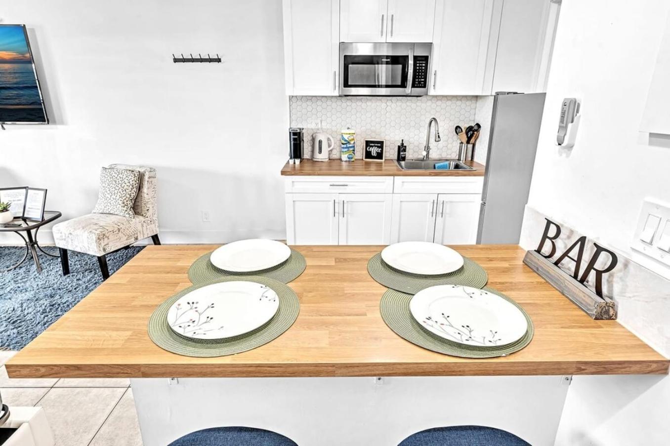 Large Studio Suite Close To Beach And Casino Db3 デイニア・ビーチ エクステリア 写真